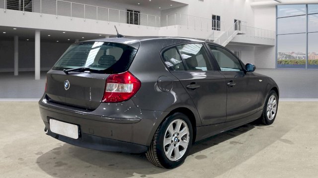 BMW BMW Série 1 I (E81/87) 118d Luxe