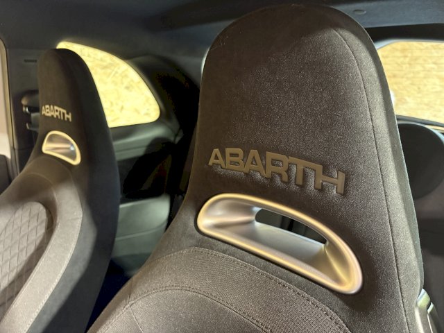 Abarth Abarth 500  1.4 Turbo T-Jet 165ch F595 MY21