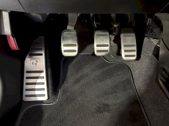 Abarth Abarth 500  1.4 Turbo T-Jet 165ch F595 MY21