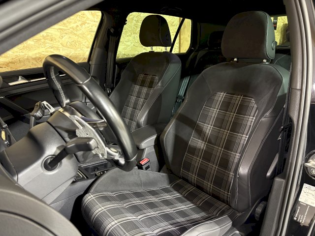 Volkswagen Volkswagen Golf VII 2.0 TDI 184ch BlueMotion Technology FAP GTD DSG6 5p