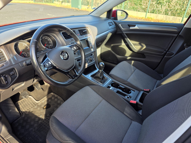 Volkswagen Golf VII Berline 1.6 TDI 105CH BLUEMOTION