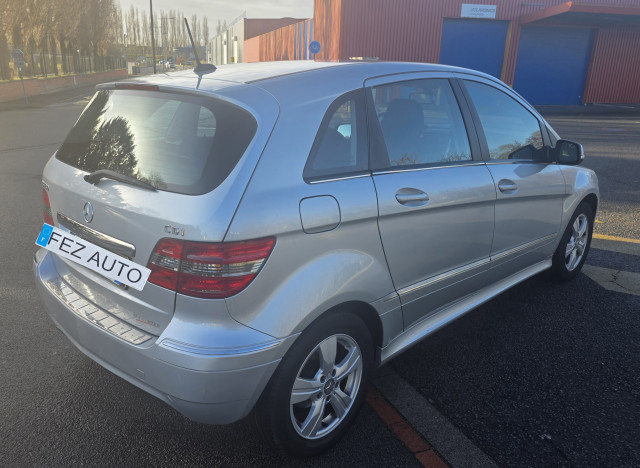 Mercedes-Benz B B 180 2.0 CDI 109CH