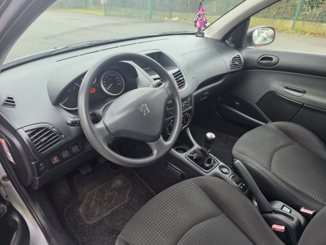 Peugeot 206 + 1.1 essence 60ch
