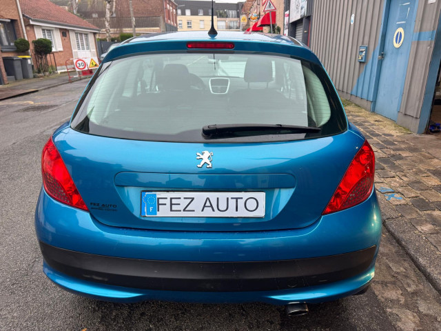 Peugeot Peugeot 207  1.6 HDi90 Trendy 3p