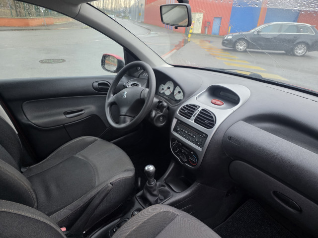 Peugeot Peugeot 206  1.4 Trendy 5p