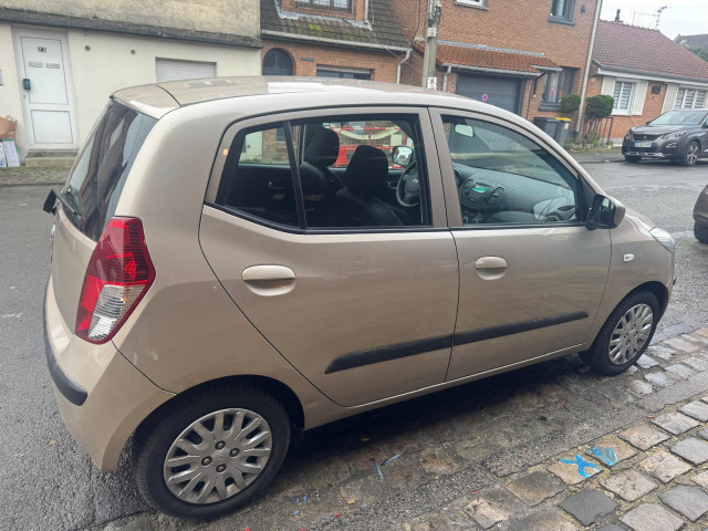 Hyundai i10 1.2 ESSENCE 77CH