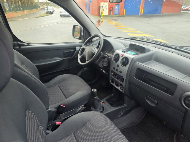 Citroen Citroën Berlingo 1.4 ESSENCE 75CH