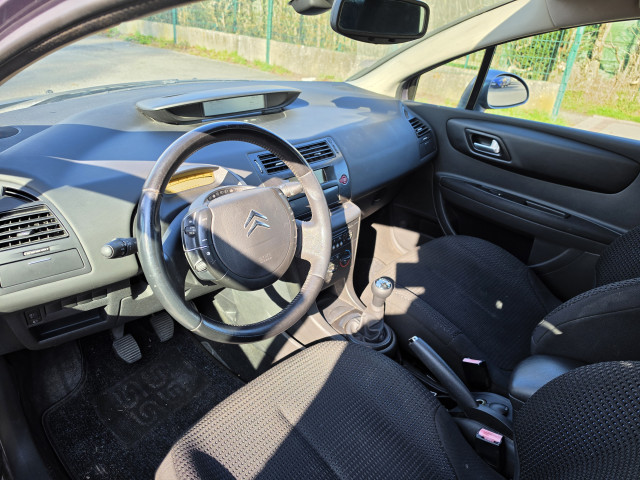 Citroen Citroën C4  1.6 HDi92