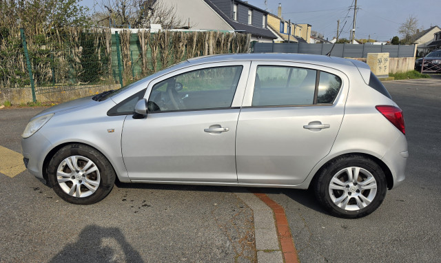 Opel Opel Corsa IV 1.4 Twinport Enjoy 5p