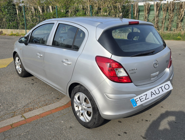Opel Opel Corsa IV 1.4 Twinport Enjoy 5p