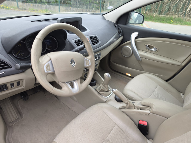 Renault Renault Fluence 1.6I 110CH PRIVILEGE