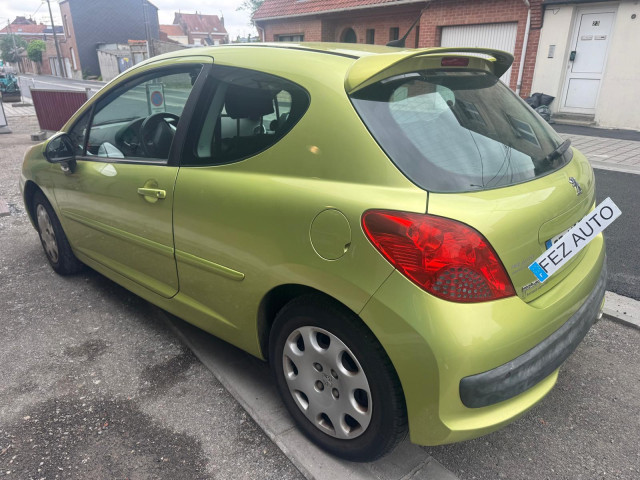 Peugeot Peugeot 207  1.6 16v 120ch Sport Pack 3p