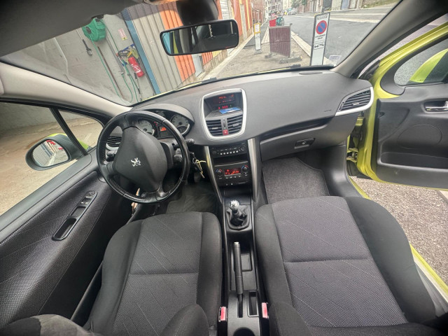 Peugeot Peugeot 207  1.6 16v 120ch Sport Pack 3p