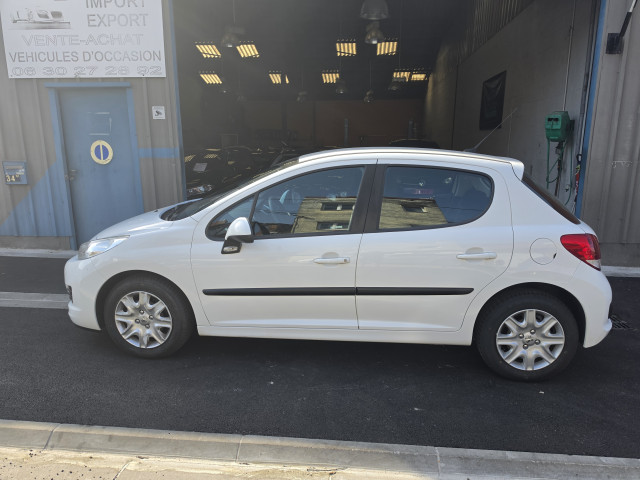 Peugeot 207 1.4 Essence 75ch