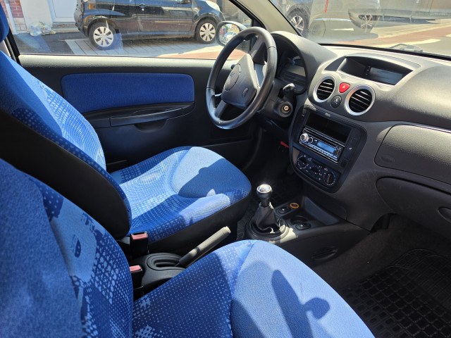 Citroen C2 1.1 essence 60ch