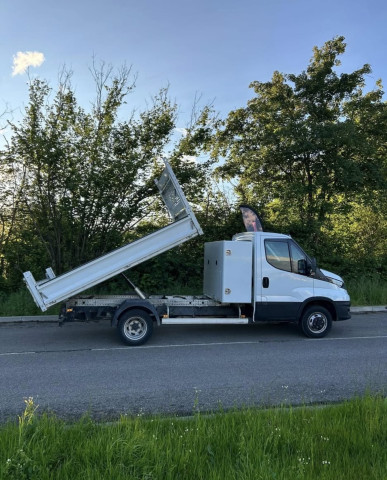 Iveco DAILLY 35C16H BENNE 3.30