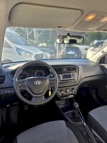 Hyundai Hyundai i20 Essence 1.2 84 CV