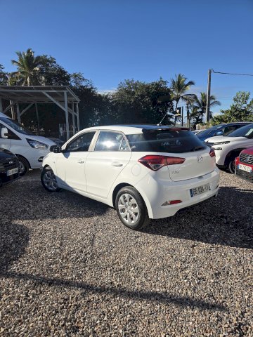 Hyundai Hyundai i20 Essence 1.2 84 CV