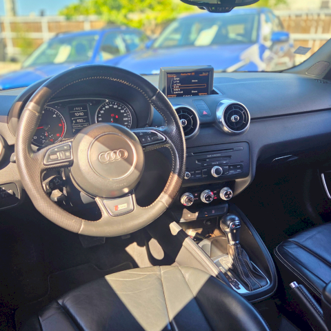 Audi Audi A1 DIESEL 1.6 TDI 90