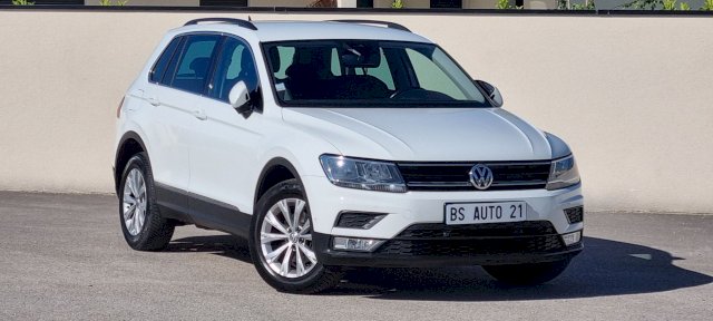 Volkswagen Volkswagen Tiguan 2.0 TDI 150 Confortline  4MOTION