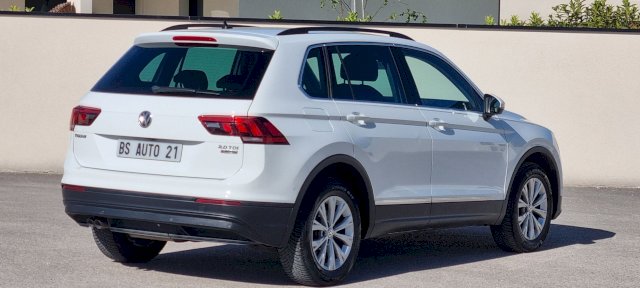Volkswagen Volkswagen Tiguan 2.0 TDI 150 Confortline  4MOTION