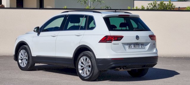 Volkswagen Volkswagen Tiguan 2.0 TDI 150 Confortline  4MOTION