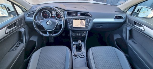 Volkswagen Volkswagen Tiguan 2.0 TDI 150 Confortline  4MOTION