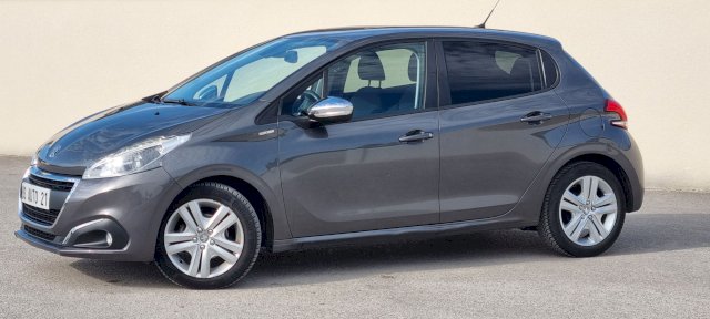 Peugeot Peugeot 208  1.6 BlueHDi 75ch Style 5p
