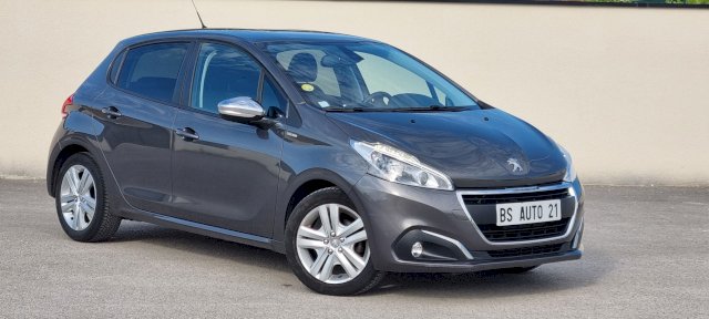 Peugeot Peugeot 208  1.6 BlueHDi 75ch Style 5p