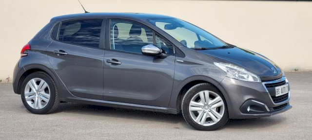 Peugeot Peugeot 208  1.6 BlueHDi 75ch Style 5p