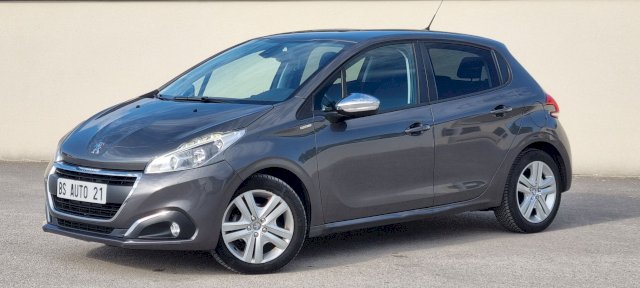 Peugeot Peugeot 208  1.6 BlueHDi 75ch Style 5p