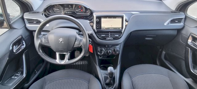Peugeot Peugeot 208  1.6 BlueHDi 75ch Style 5p