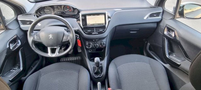 Peugeot Peugeot 208  1.6 BlueHDi 75ch Style 5p