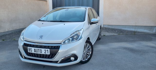 Peugeot Peugeot 208  1.2 PureTech 110ch Allure S&S 5p