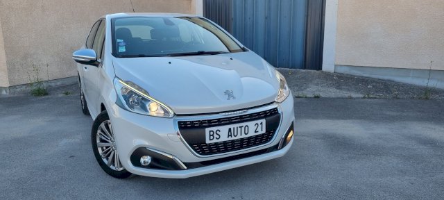 Peugeot Peugeot 208  1.2 PureTech 110ch Allure S&S 5p