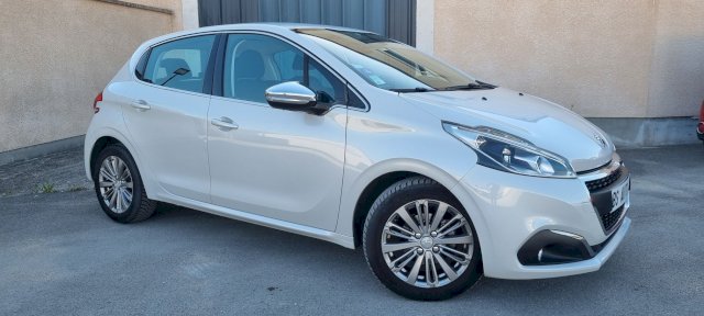 Peugeot Peugeot 208  1.2 PureTech 110ch Allure S&S 5p