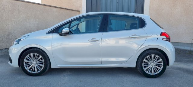 Peugeot Peugeot 208  1.2 PureTech 110ch Allure S&S 5p
