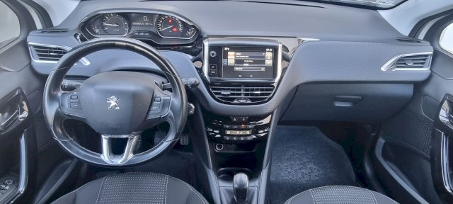 Peugeot Peugeot 208  1.2 PureTech 110ch Allure S&S 5p