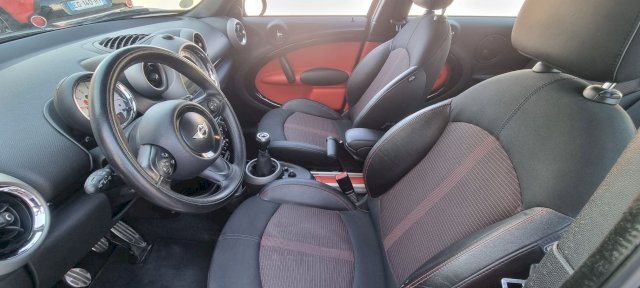 Mini Mini Countryman  Cooper SD 143  Red Hot Chili ALL4