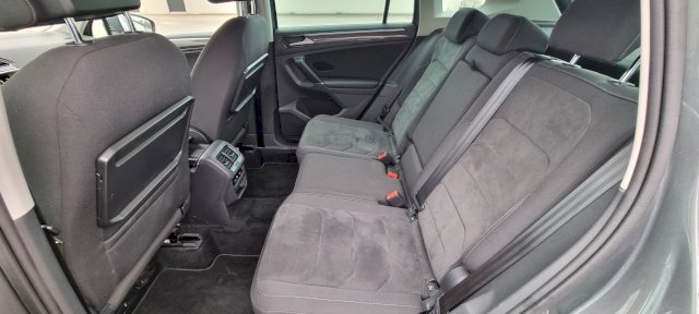 Volkswagen Volkswagen Tiguan 2.0 TDI 150  BLACK R-LINE DSG 7