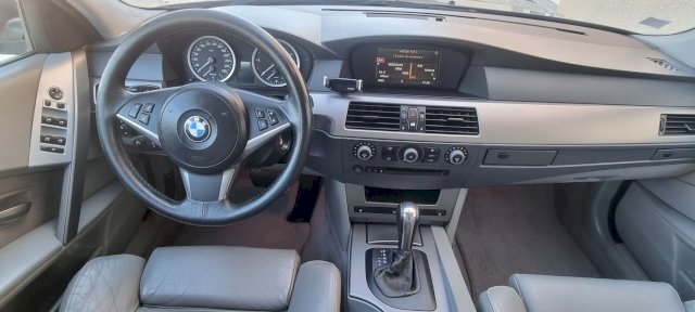 BMW BMW Série 5 TOURING (E61) 530dA 218 LUXE