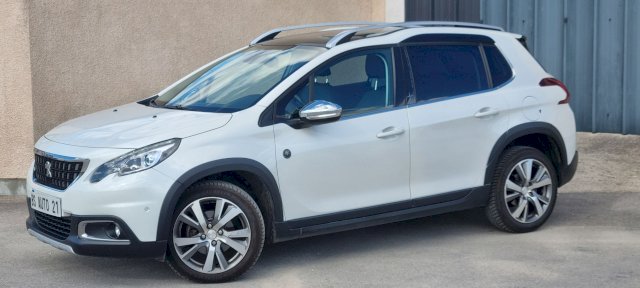 Peugeot Peugeot 2008 1.6 Blue HDI 120 CROSSWAY EAT6