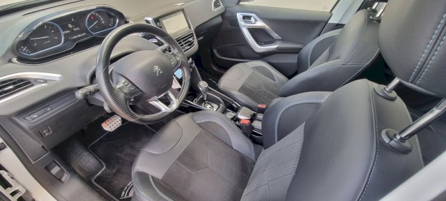 Peugeot Peugeot 2008 1.6 Blue HDI 120 CROSSWAY EAT6