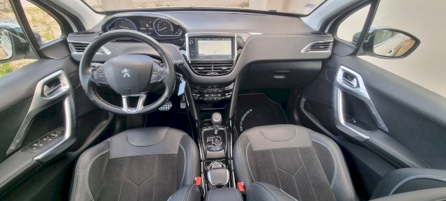 Peugeot Peugeot 2008 1.6 Blue HDI 120 CROSSWAY EAT6