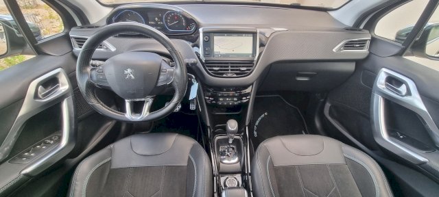 Peugeot Peugeot 2008 1.6 Blue HDI 120 CROSSWAY EAT6
