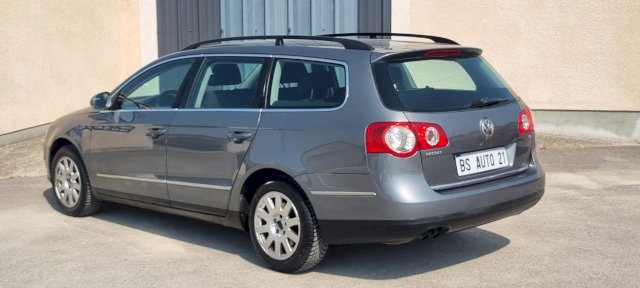 Volkswagen Volkswagen Passat VI 1.9 TDI 105 SW CONFORTLINE