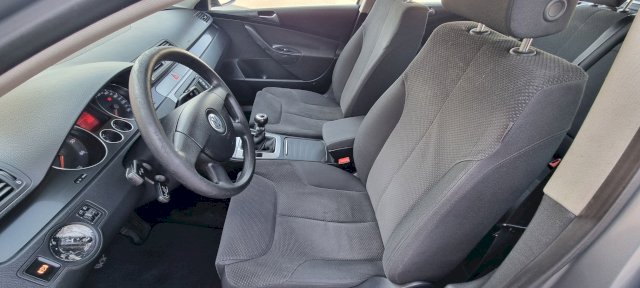 Volkswagen Volkswagen Passat VI 1.9 TDI 105 SW CONFORTLINE