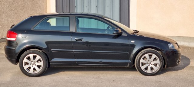 Audi Audi A3 II 1.9 TDI 105ch Ambiente 3p