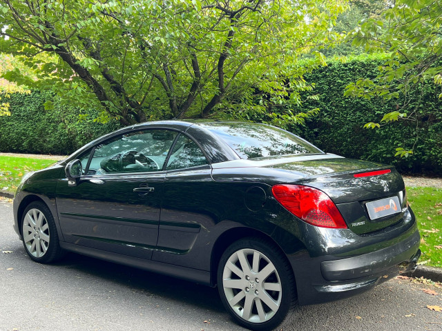 Peugeot Peugeot 207  1.6 VTi 16v Féline 3p