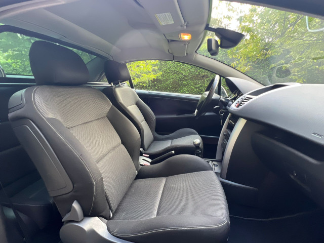 Peugeot Peugeot 207  1.6 VTi 16v Féline 3p
